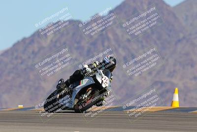 media/Oct-01-2023-SoCal Trackdays (Sun) [[4c570cc352]]/Turn 9 Set 1 (950am)/